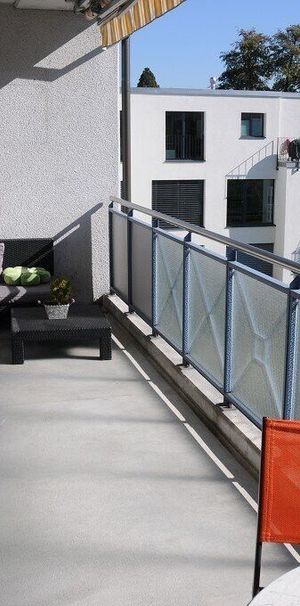 LIVING COMFORTABLY IN BÜLACH - Photo 1