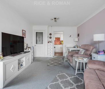 2 bedroom retirement property to rent - Photo 6