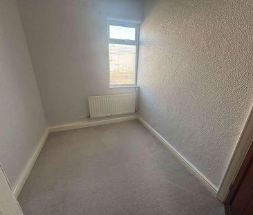 Dartmouth Street, Walney, Barrow-in-furness, LA14 - Photo 3