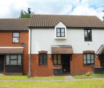 Jonquil Gardens, Hampton, London, TW12 - Photo 1