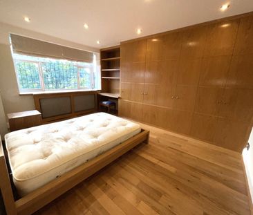 4 Bed Semi-Detached House, Clarendon Road, W5 - Photo 6