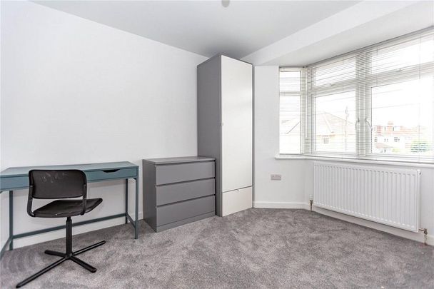 5 bedroom semi-detached house to rent - Photo 1
