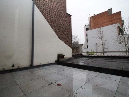 Vanderkindere - Duplex 2 ch +/- 100m² + Terrasse - Uccle - Photo 3