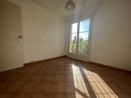 Location Appartement 3 pièces 69m² AUBAGNE 13400 - Photo 5