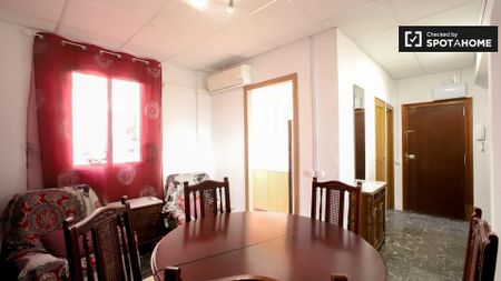 valencia, Valencian Community 46018 - Photo 5