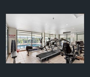 3/15 Queens Road, Melbourne, Vic 3004 - Photo 5