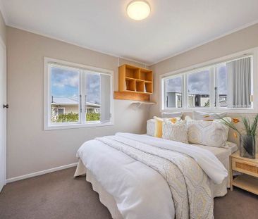 Character & Convenience in the Heart of Northcote - Photo 6