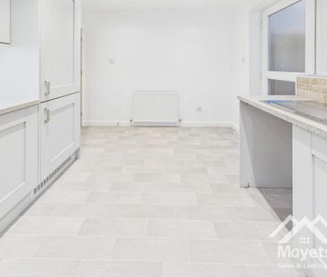 2 bedroom semi-detached house to rent - Photo 5