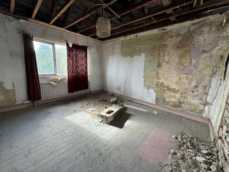 6 bedroom detached house to rent - Photo 2