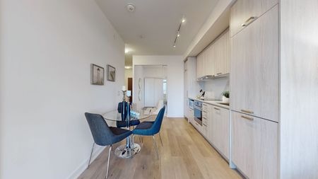 For Lease - 38 Honeycrisp Crescent Unit# 818, Vaughan, Ontario - Photo 5