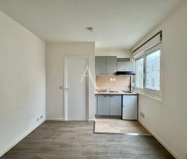 Location Appartement 1 pièce 28m² - Photo 3