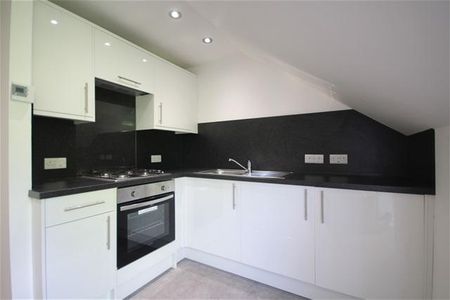 Studio to rent - Photo 2