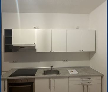 Attraktive 1-Zimmer-Wohnung mit neuer Einbauküche, Ideal für Studen... - Photo 2