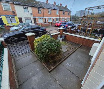 25 Empire Parade, Donegall Road, Belfast, BT12 6GN - Photo 3