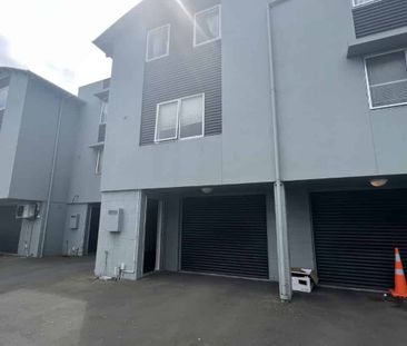 272c Stanmore Road - Photo 4