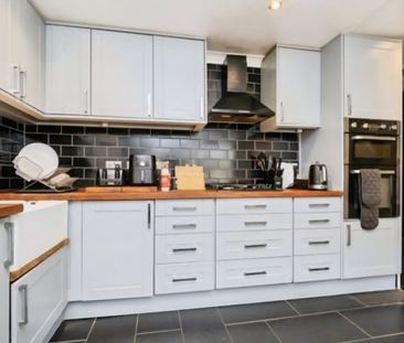 Room in a Shared Flat, South Esk Road, E7 - Photo 5