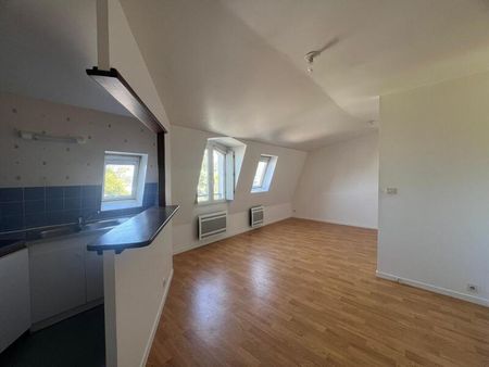 Location Appartement 2 pièces 45m² FLEURY LES AUBRAIS 45400 - Photo 4