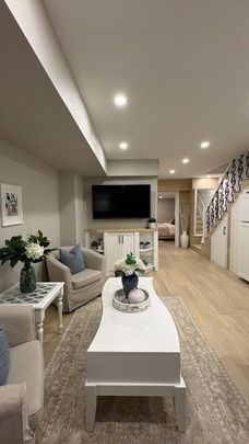 For Lease - 275 Manse Road Unit# 20 Bsmt, Toronto, Ontario - Photo 1