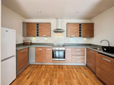 2 bedroom apartment to rent - Photo 5