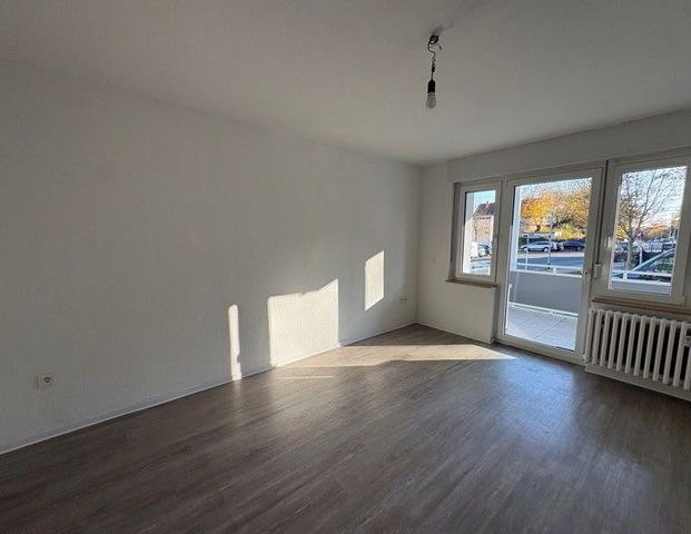 Einziehen & Wohlfühlen – 2,5-Zimmer mit Balkon und Charme - Photo 1