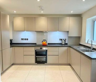 The Chase, Topsham, Exeter, EX3 - Photo 5