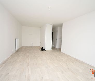 Location Appartement 3 pièces 61m² - Photo 2