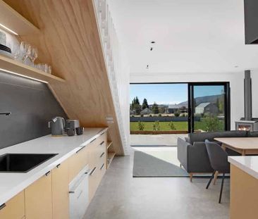 3 Bedroom Cardrona Townhouse, Fully Furnished - Photo 4