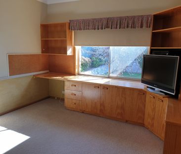 Home For Rent - Photo 5
