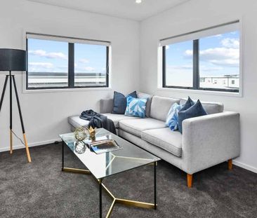 One Bedroom Loft - Self Contained - Photo 1