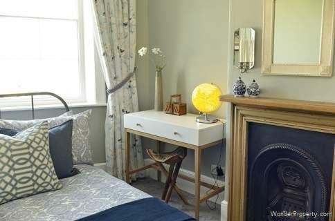 2 bedroom property to rent in Hove - Photo 1