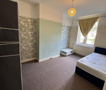 1 bedroom in a house share to rent - Photo 1