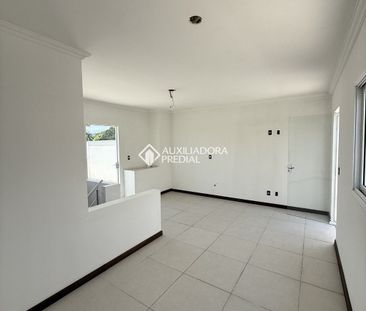 Casa com 3 quartos e 230m² para alugar em Cavalhada, Porto Alegre. - Photo 3