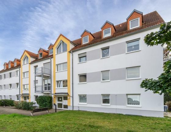Großzügige 3,5-Raum Wohnung mit zwei Balkonen - Foto 1
