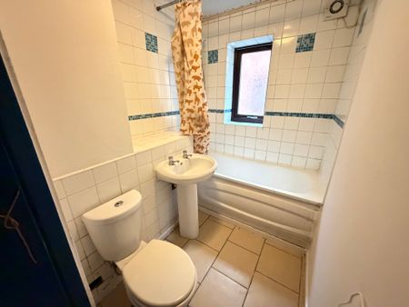 Waterloo Road, City Centre, Wolverhampton - Photo 4