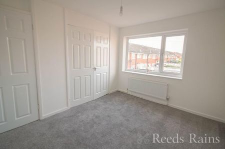 3 bedroom apartment to rent - Photo 5