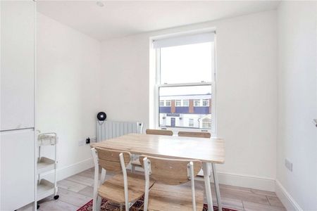 A modern two bedroom apartment. - Photo 4