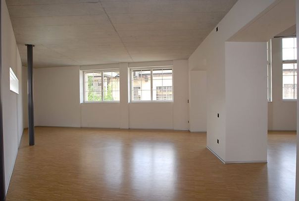 "Originelle Loft in der Kranbahn - MIETEN OHNE KAUTION" - Photo 1