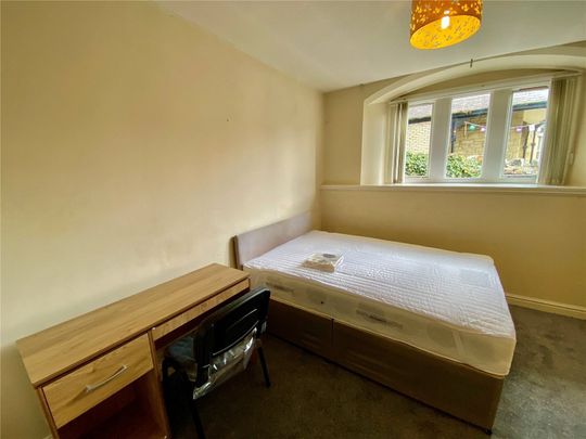 Tabernacle Chapel, Garth Road, Bangor... - Photo 1