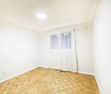 7500 Rue Tunisie Brossard, QC J4W - Photo 3