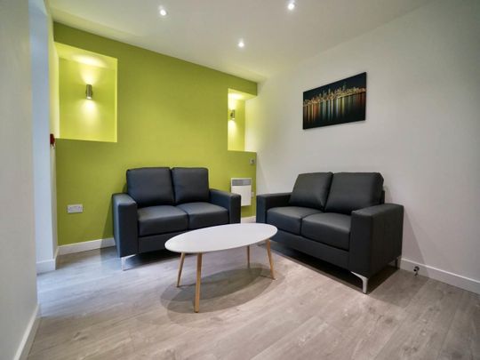 17 Albert Street - Photo 1