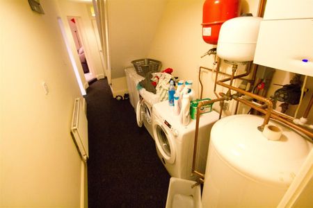 Blenheim Crescent, Woodhouse, LS2 9AY, Leeds - Photo 5