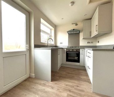 3 Bedroom Terraced To Let - Photo 4