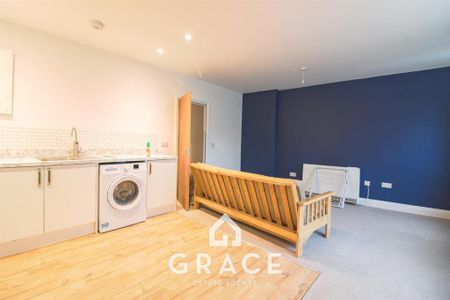 1 bedroom apartment to rent - Photo 4