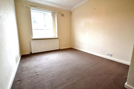 2 bedroom semi-detached house to rent - Photo 4