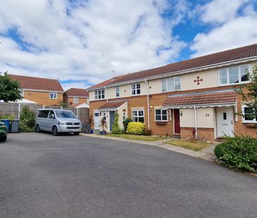 Skylark Close, Bingham, Nottingham - Photo 1