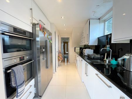 Grasmere Road, St. Albans - Photo 2