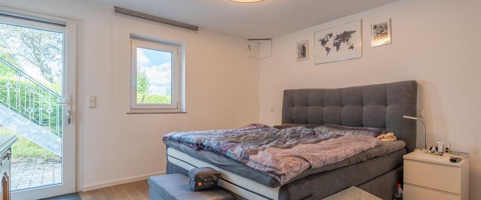 Wohnen mit eigenem Gartenparadies / Idyllische Lage nahe Engen - Photo 1