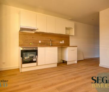 Appartement T2 entièrement refait à neuf – cour privée et stockage ... - Photo 1