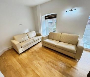 1 bedroom flat to rent - Photo 2