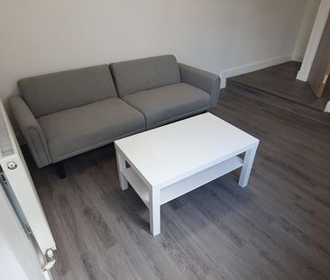 5 bedroom house to rent - Photo 1